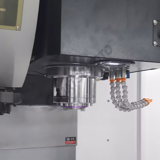 5축 머신 센터 Vmc1160 수직 CNC 밀링 머신